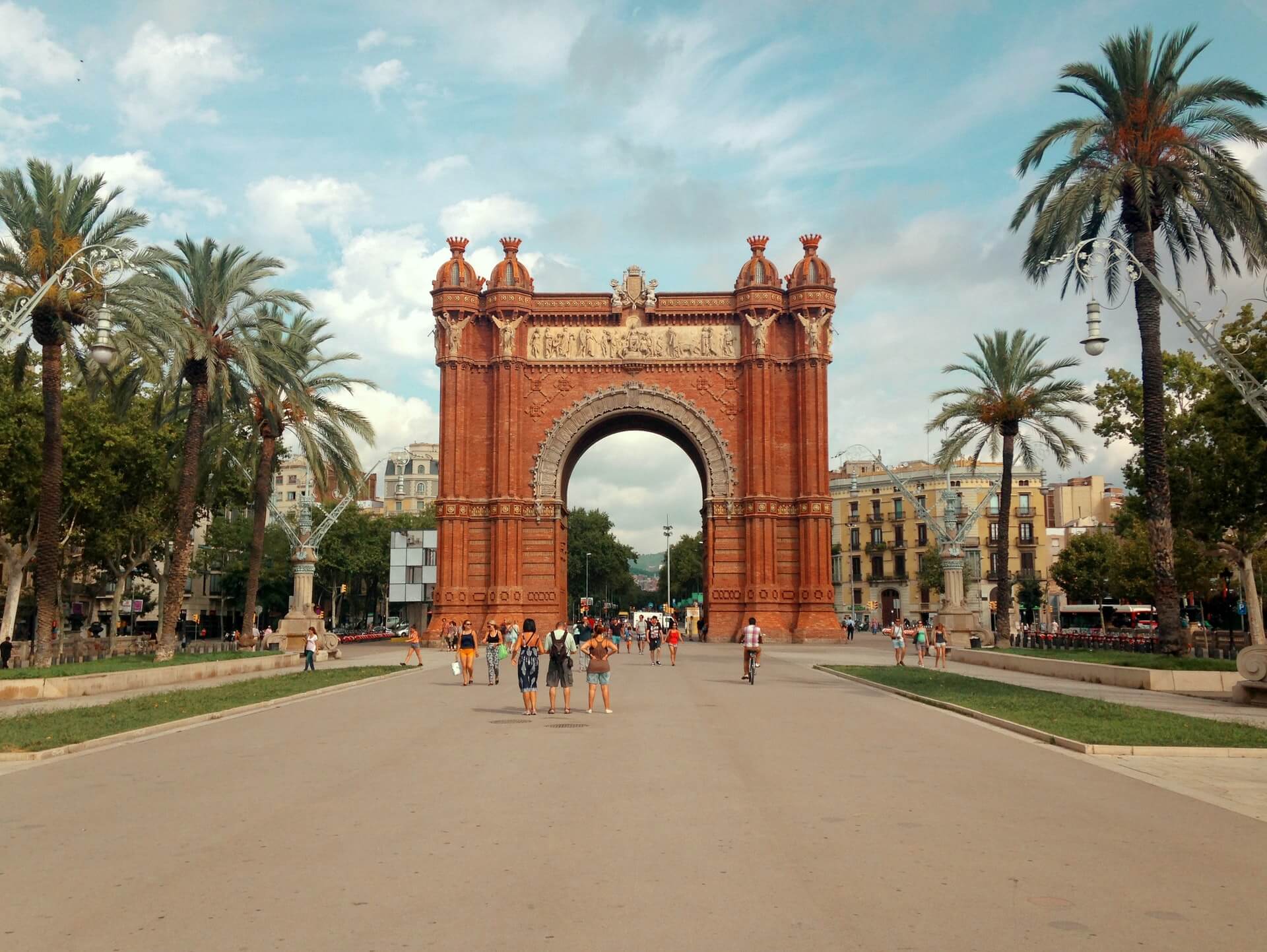 Barcelona Travel Informations: Everything You Need To Know About The Most Beautiful City In Spain 15 barcelona travel informations