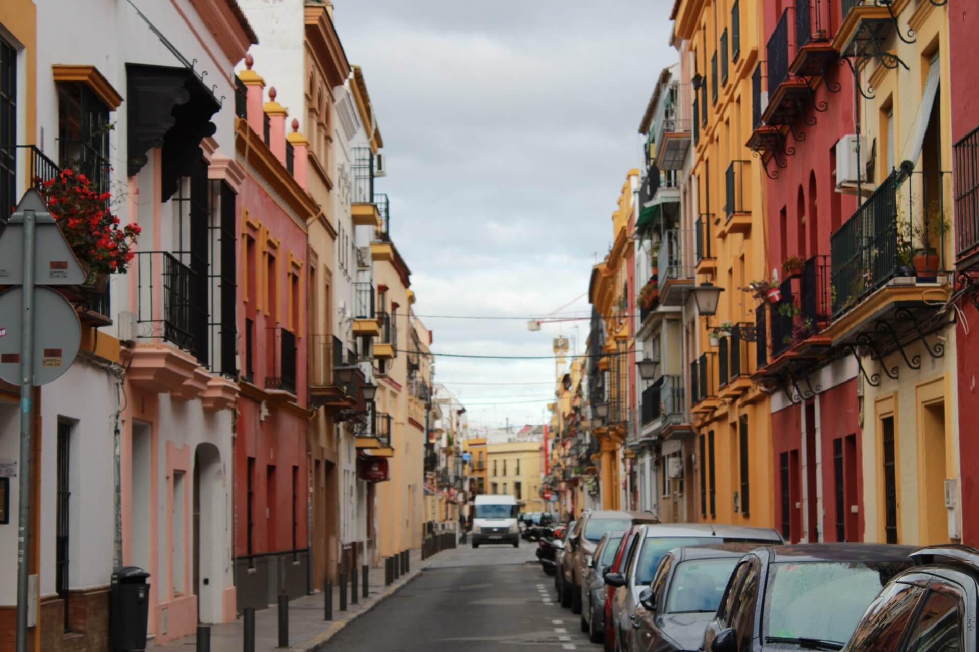 Seville Travel Guide: How to Make the Most of Your Trip 16 Calles de Sevilla