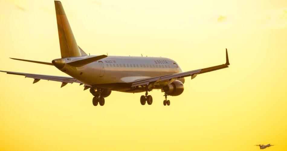 How to Save Money on Flights with Skyscanner